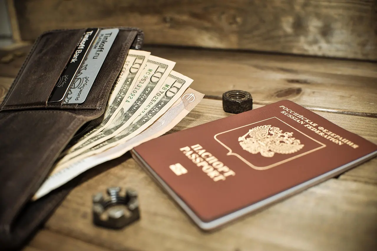 York and Company credit card anniversary benefits