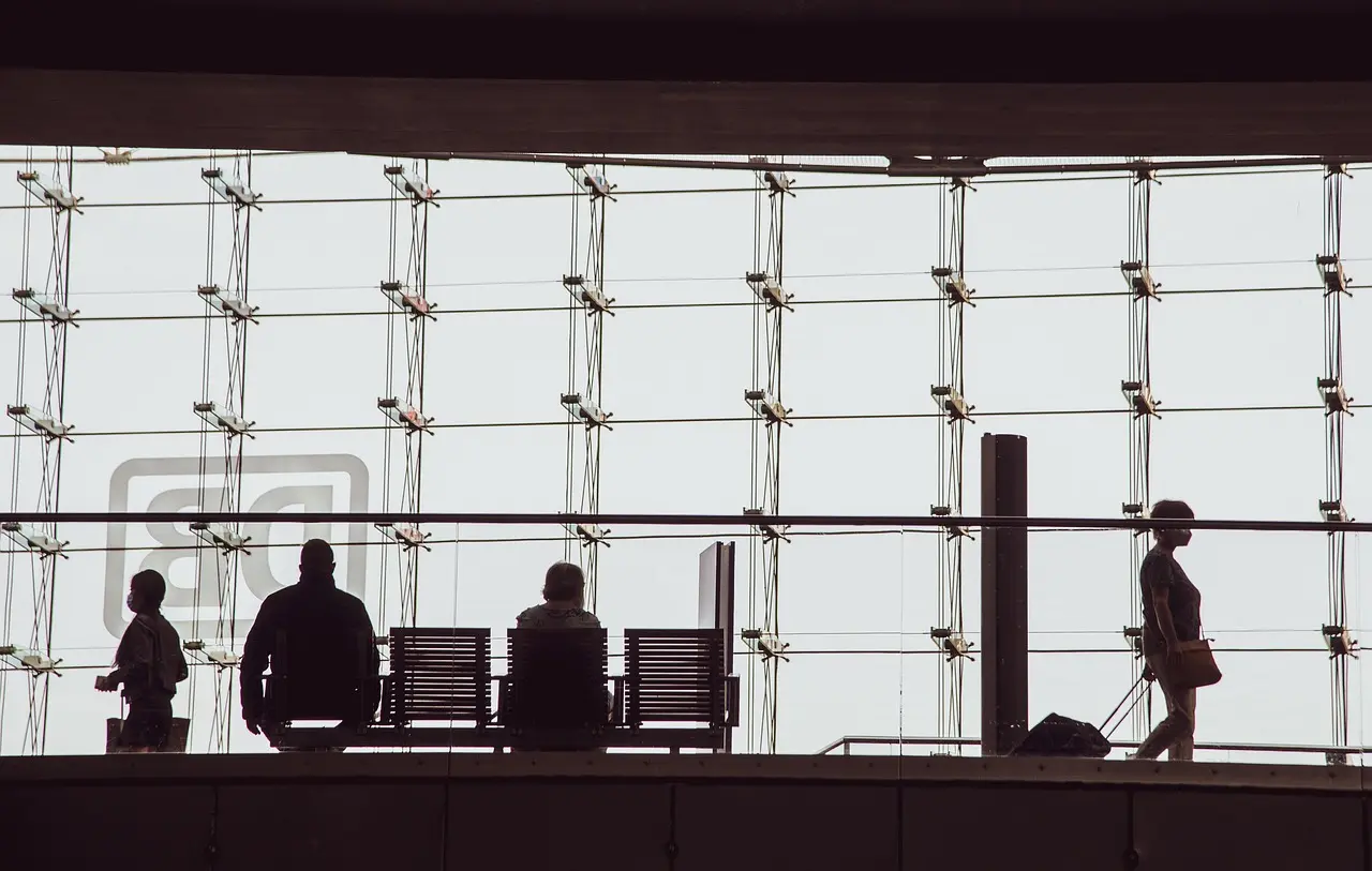 What's Avant's credit bureau reporting?