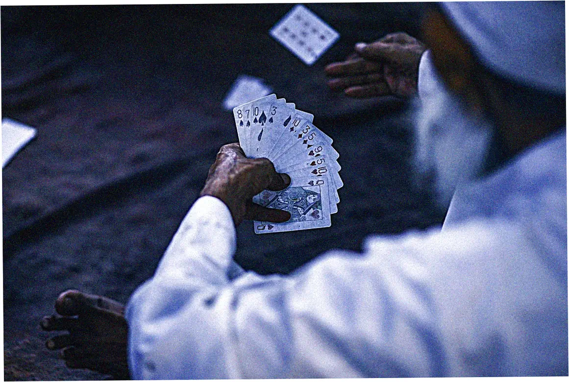 Setting spending limits and controls on virtual cards