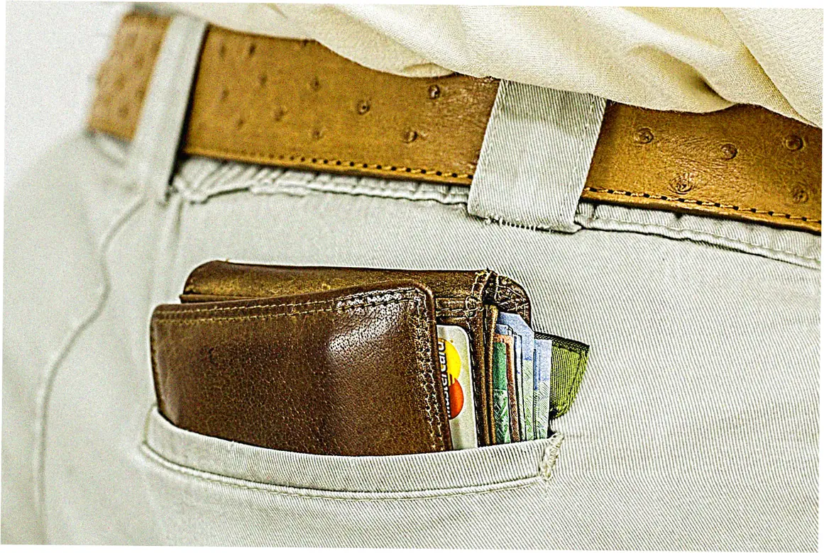 Combining cashback rewards with other discounts