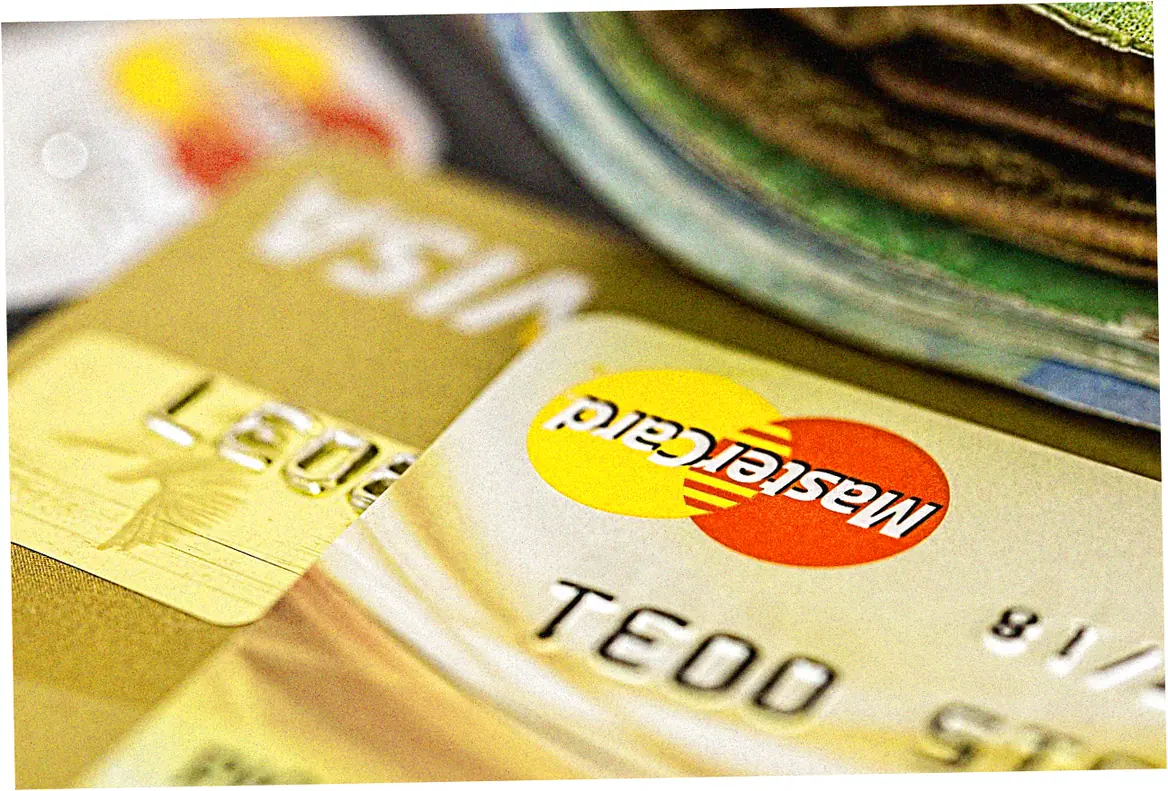 Can you dispute charges with credit card photos?
