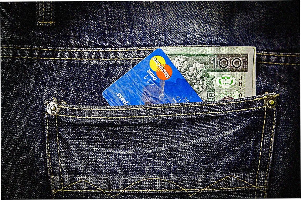 What's the phone number for USAA card activation?