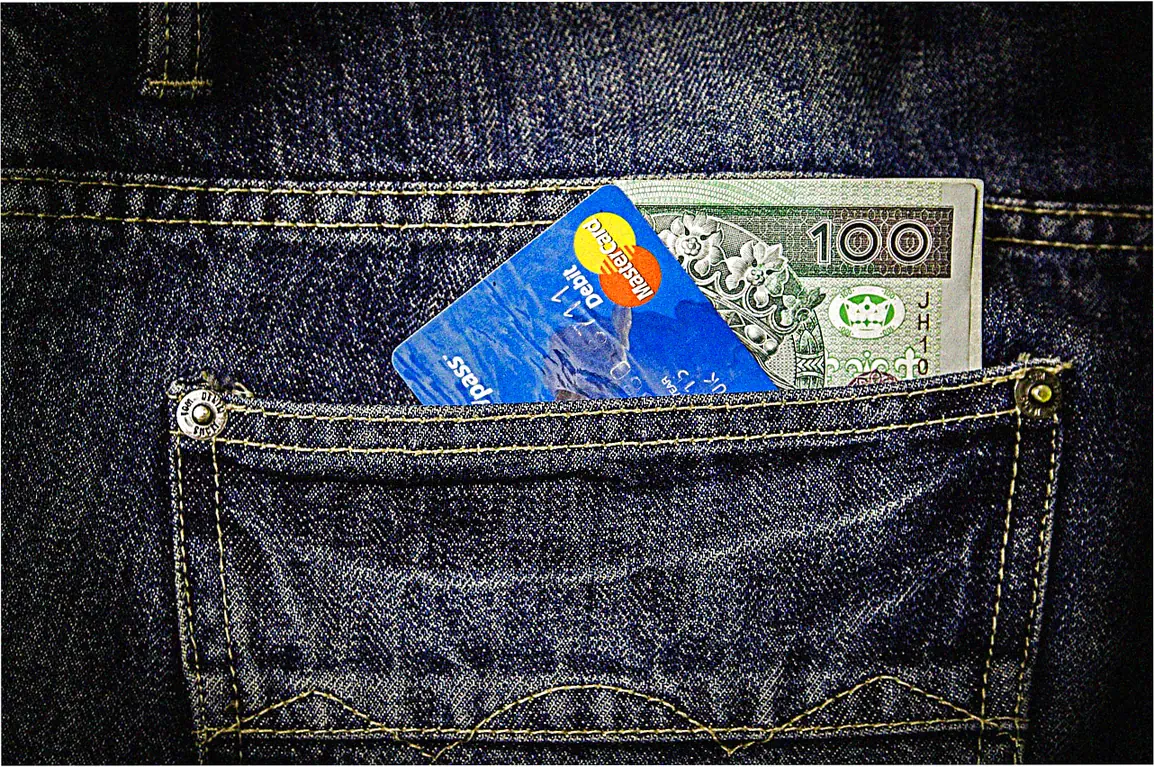 Let's talk about using your cards smartly and managing your money better.