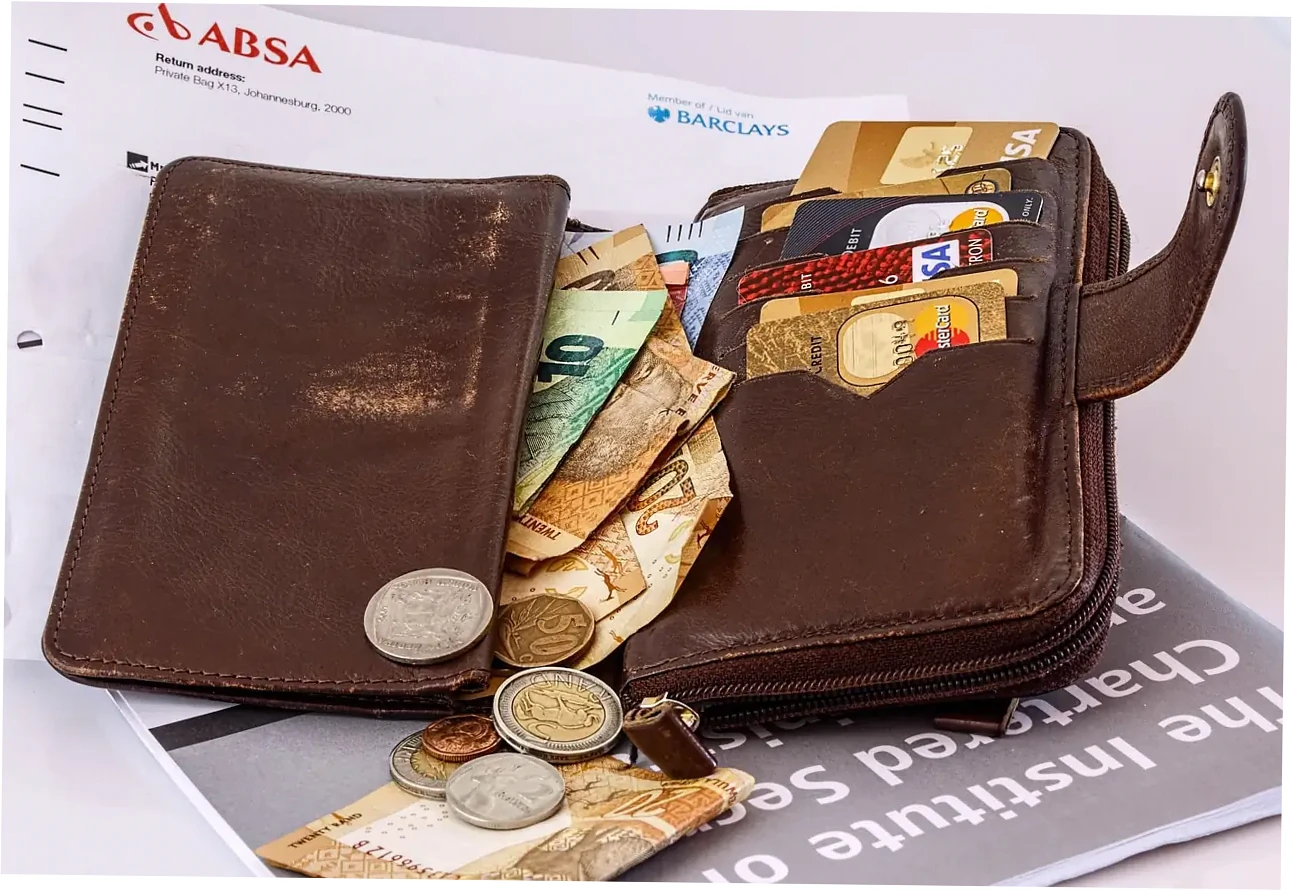 Here's how to use the Avant card smartly to boost your credit score.