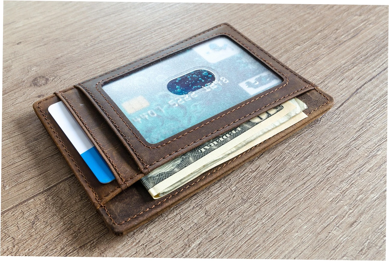 Why Business Credit Cards Beat Alternatives for Startups